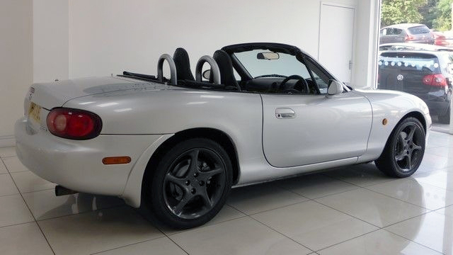 mx5-2.jpg